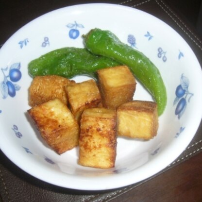 豆腐は時々冷凍していますが、からあげにするとは思いもよりませんでした。
ヘルシーで、お財布にも優しくて、うれしいレシピです。
ごちそうさまでした。